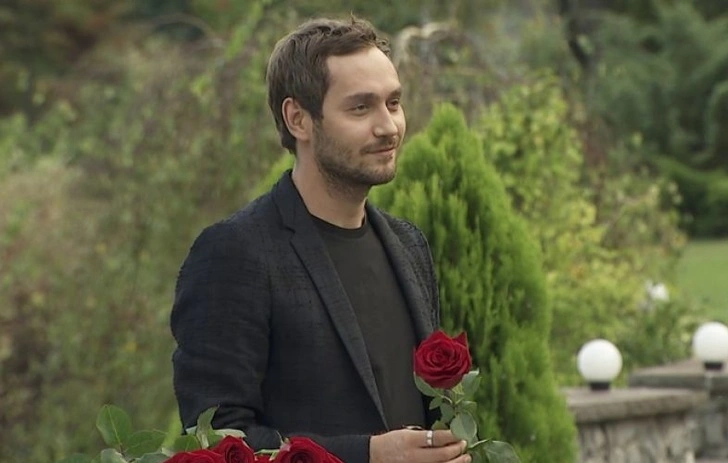 Рожден Ануси в шоу «Холостяк»