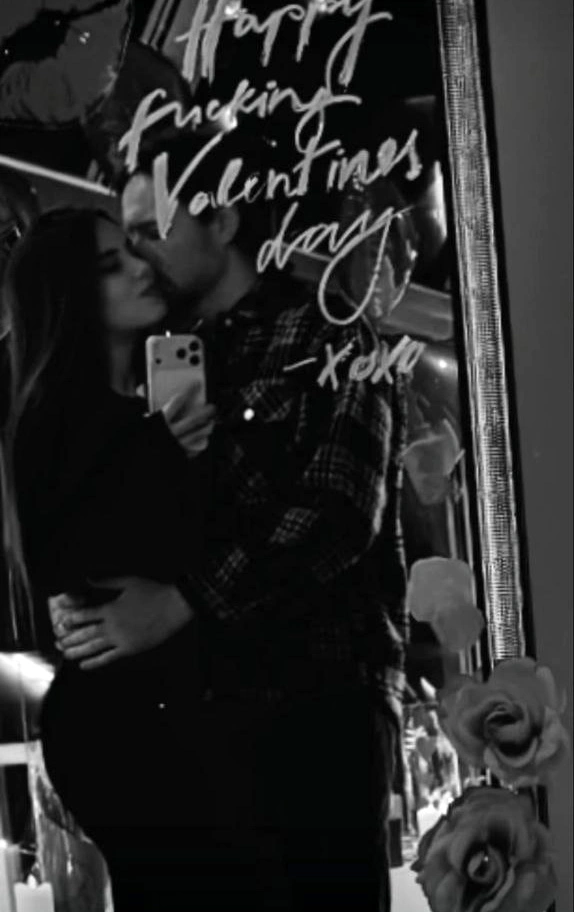 Евгений Пронин с новой девушкой