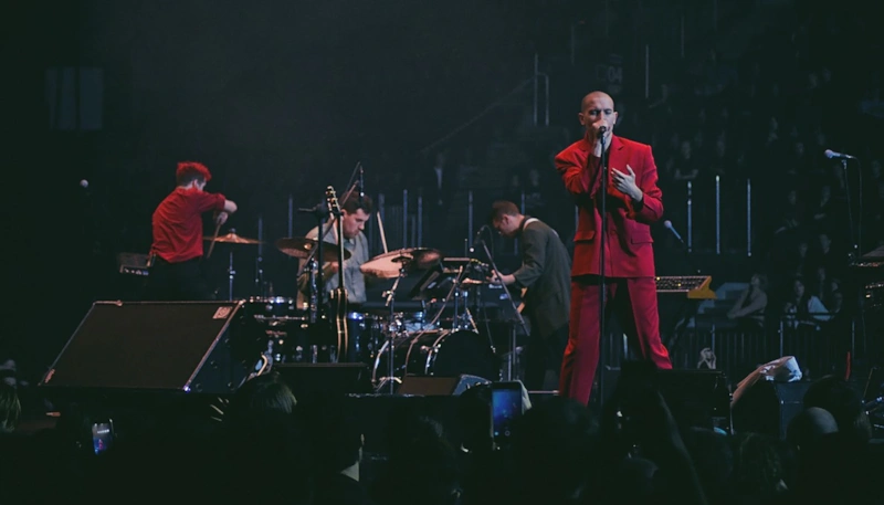 Николай Комягин — солист электронной групы Shortparis Николай Комягин — солист электронной групы Shortparis