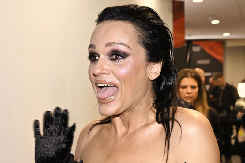 Слава назвала причину нервного срыва на концерте в Смоленске Слава назвала причину нервного срыва на концерте в Смоленске