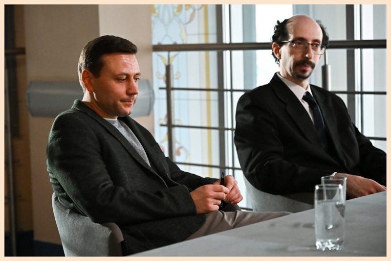 Кадр из сериала «Бежать нельзя остаться» Кадр из сериала «Бежать нельзя остаться»