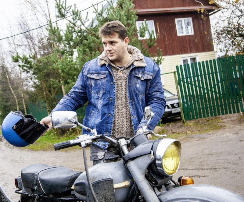 Александр Конев в мелодраме «Стокгольмский синдром» Александр Конев в мелодраме «Стокгольмский синдром»