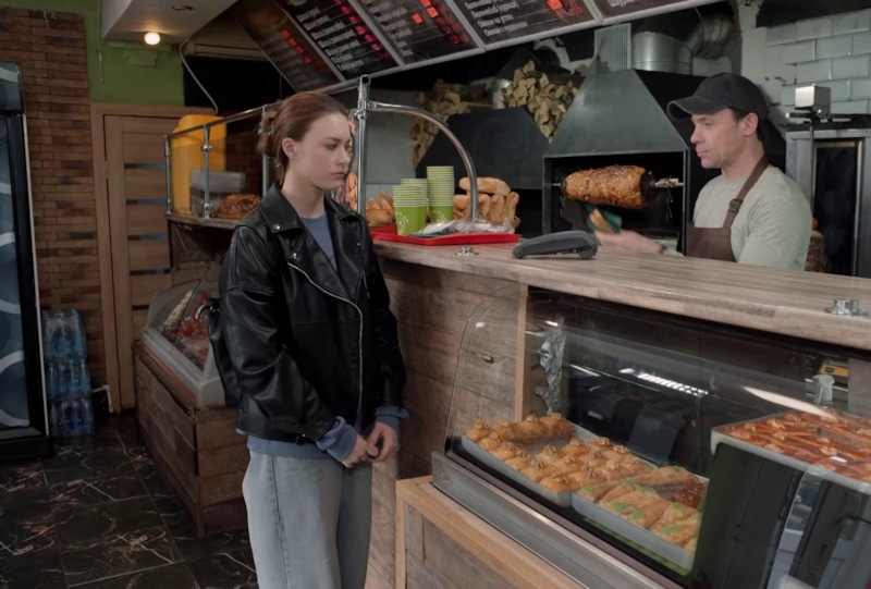 Кадр из сериал «Счастье с доставкой»