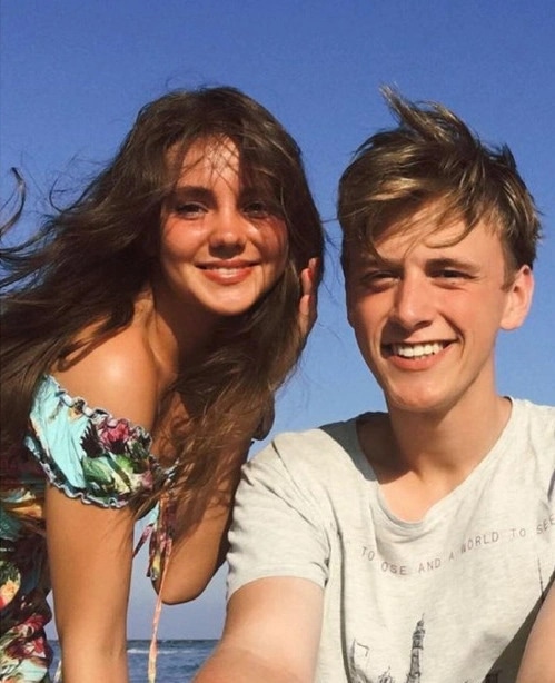 Анастасия Обжигина и Артем Кузьмин Анастасия Обжигина и Артем Кузьмин