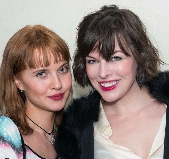 Александра Афанасьева-Шевчук с Миллой Йовович