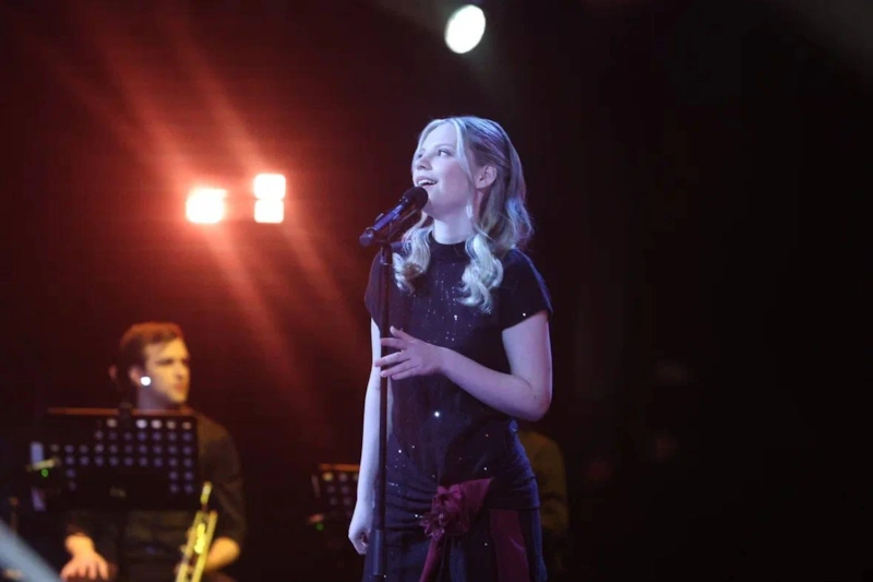 Ирина Степанова в шоу «Голос» на «Первом канале» Ирина Степанова в шоу «Голос» на «Первом канале»