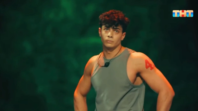 Руслан Гизоев в шоу «Титаны»