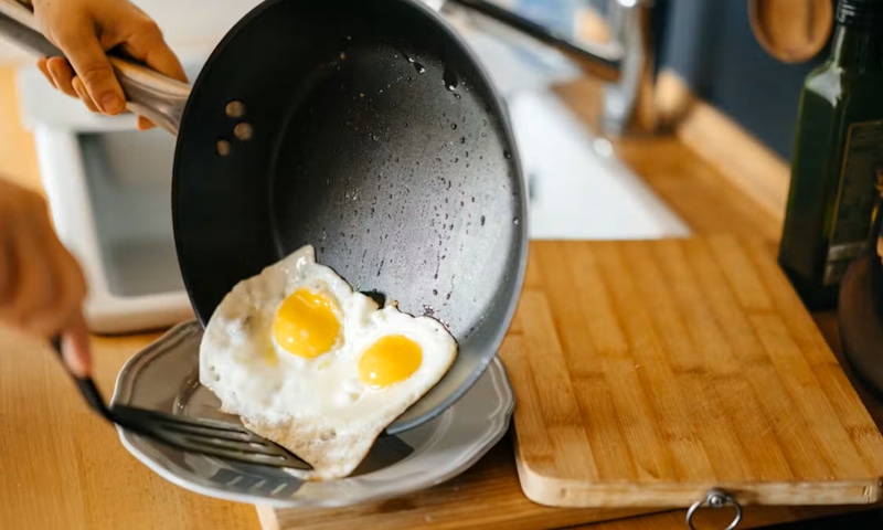 Яйца на сковороде: ошибки готовки