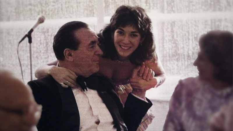 Гислейн Максвелл в документальном фильме «Неприлично богатая»