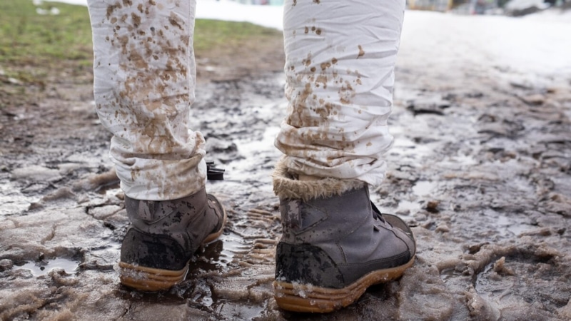 Защита брюк: спрей от грязи