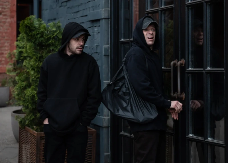 Кадр из сериала «Счастье с доставкой»