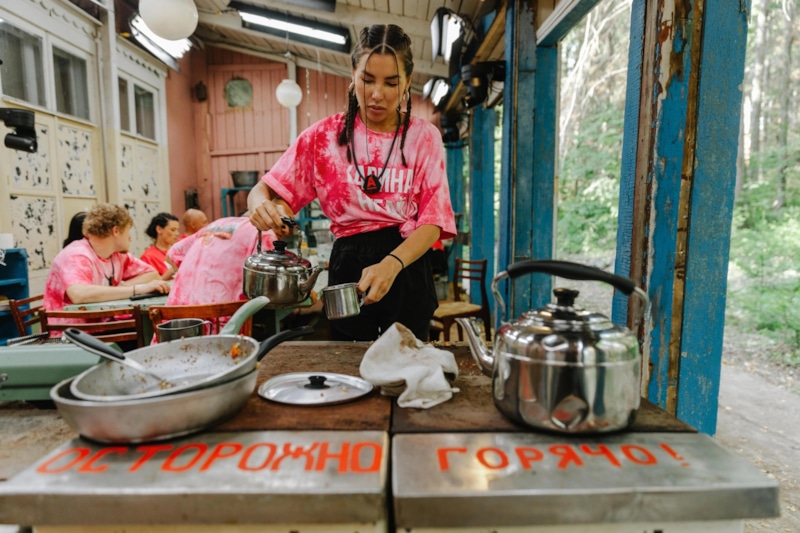 Карина Нигай на шоу «Выживалити» Карина Нигай на шоу «Выживалити»