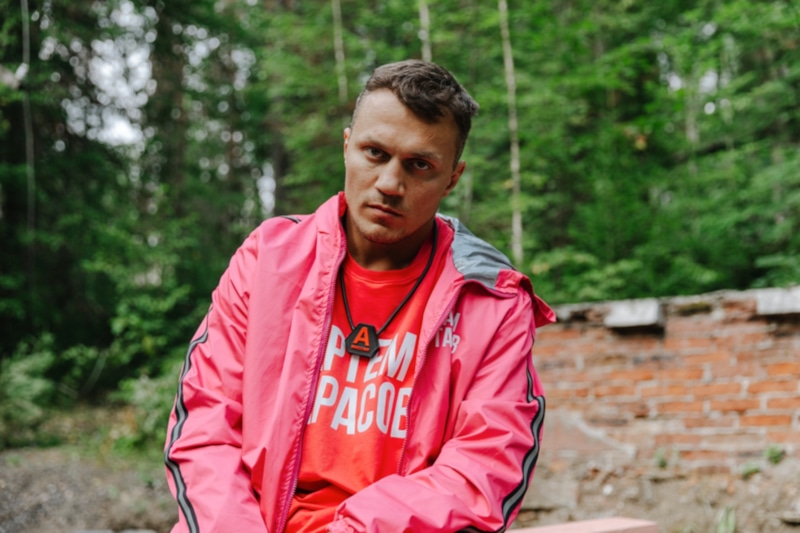 Артем Тарасов на шоу «Выживалити» Артем Тарасов на шоу «Выживалити»