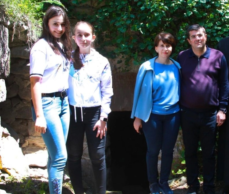 Араик Арутюнян с семьей