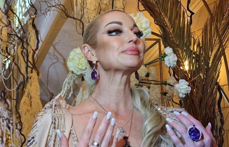 Мать и дочь бросили Волочкову поле тяжелой операции