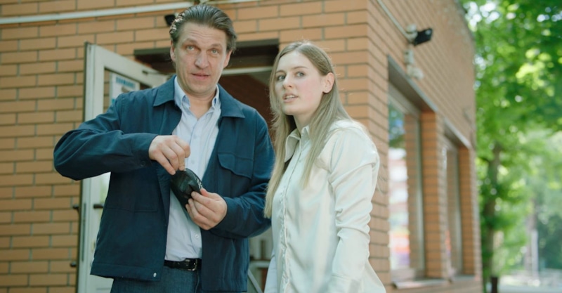 Кадр из сериала «Отель "Солнечная долина"»