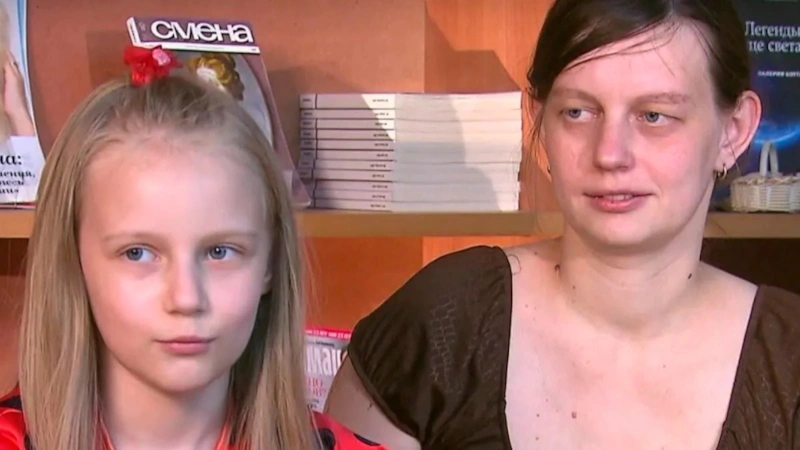 Алиса Теплякова с мамой Алиса Теплякова с мамой