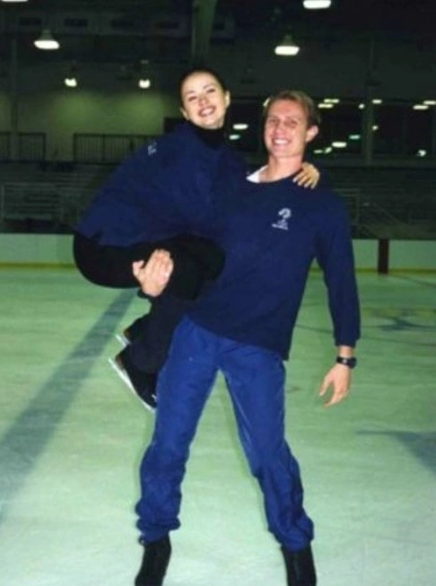 Анна Семенович и Роман Костомаров