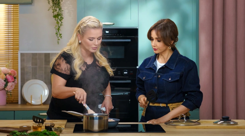 Анна Семенович и Анфиса Чехова