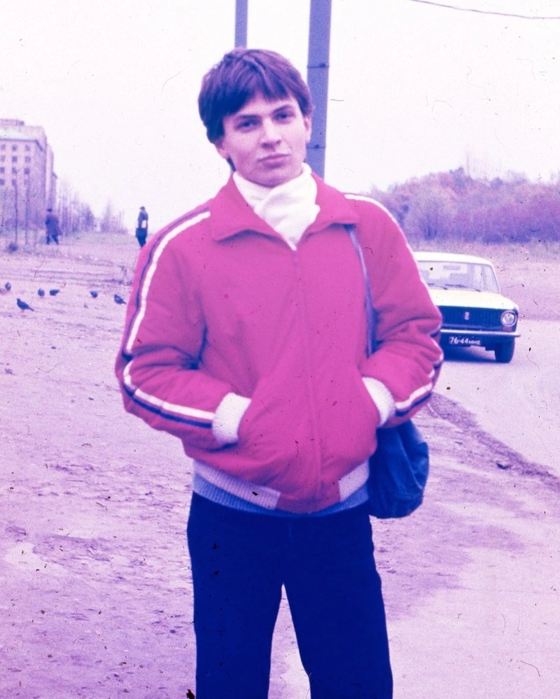 Александр Анатольевич в молодости Александр Анатольевич в молодости