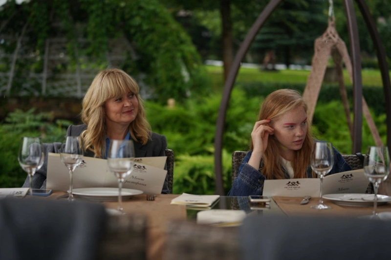 Елизавета Ищенко и Анна Михалкова