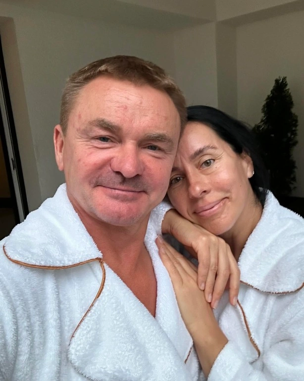 Владимир Сычев с женой