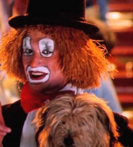 Валентин Гнеушев в фильме «Принцесса цирка»