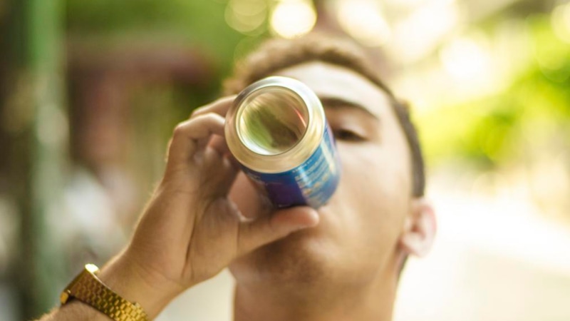 Цена бодрости: скрытая сторона энергетиков Цена бодрости: скрытая сторона энергетиков