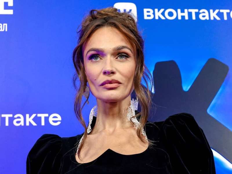 Алене Водонаевой нравятся духи "Сибирская роза" Алене Водонаевой нравятся духи "Сибирская роза"