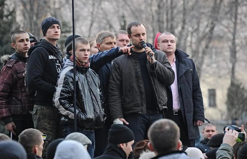 Павел Губарев во время захвата областной администрации