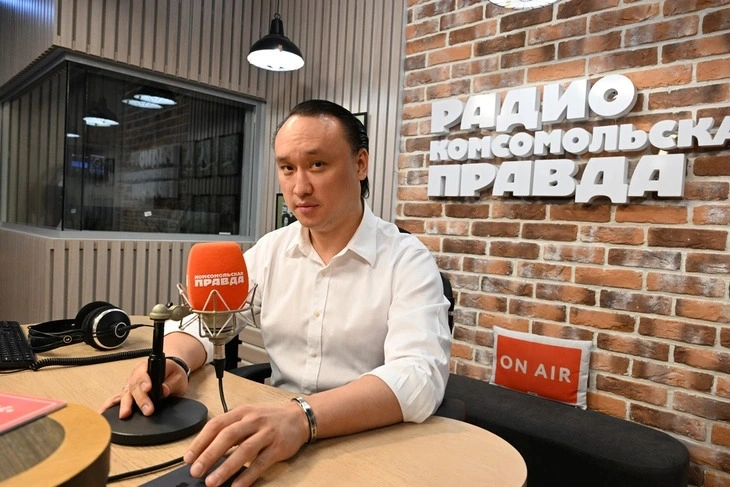 Сангаджи Тарбаев на радио «Комсомольская правда»