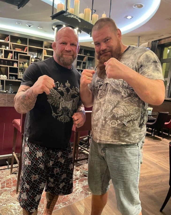 Джефф Монсон и Вячеслав Дацик Джефф Монсон и Вячеслав Дацик