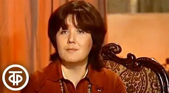 Виктория Токарева в программе «Вокруг смеха»