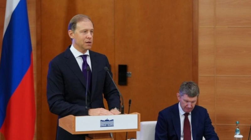 Денис Мантуров в Госдуме Денис Мантуров в Госдуме