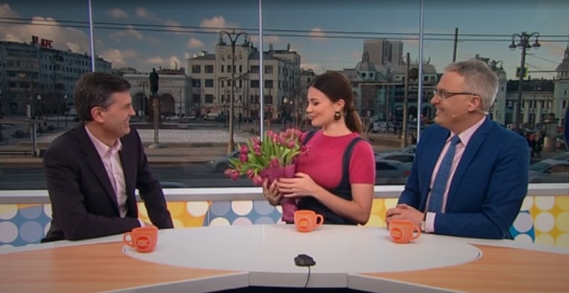 Алексей Комиссаров в передаче «Доброе утро» Алексей Комиссаров в передаче «Доброе утро»