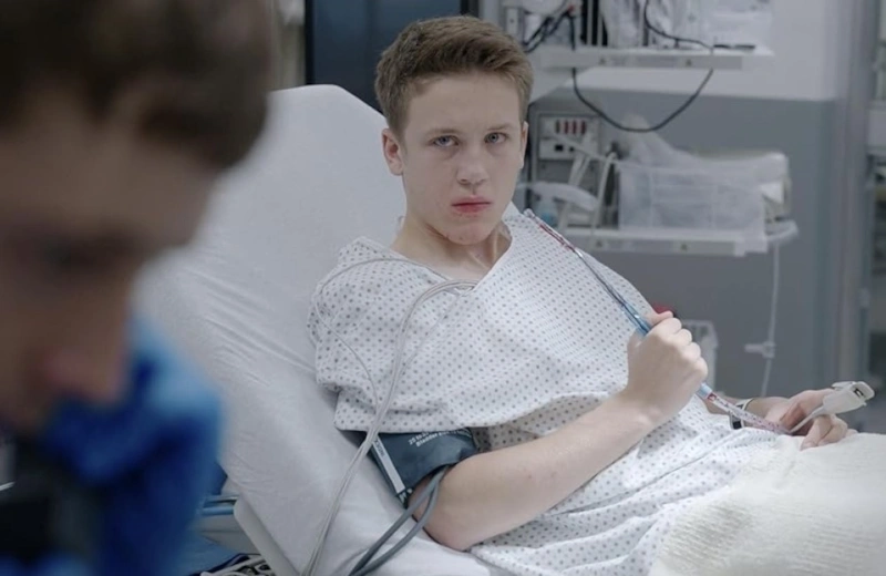 Таннер Хаген в сериале «Больница Питт» Таннер Хаген в сериале «Больница Питт»