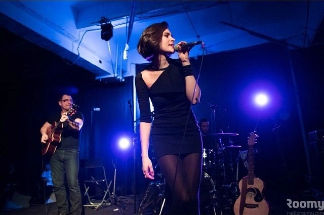 Женя Любич в группе Nouvelle Vague