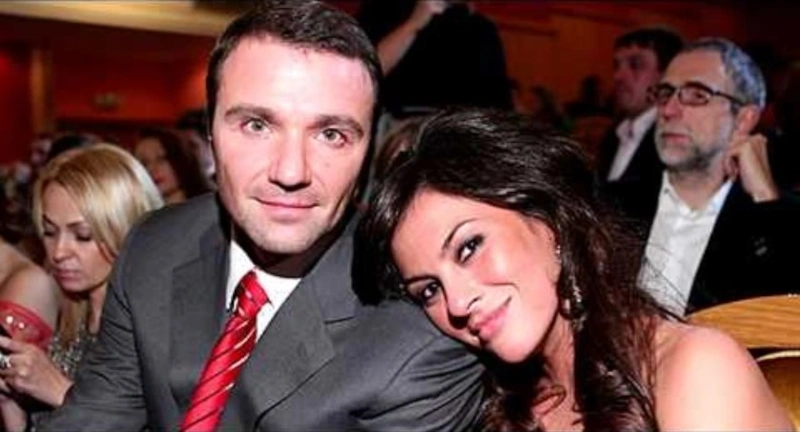 Антон Сихарулидзе и Яна Лебедева Антон Сихарулидзе и Яна Лебедева