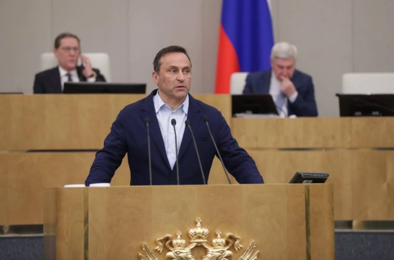 Дмитрий Свищев — депутат Государственной Думы Дмитрий Свищев — депутат Государственной Думы