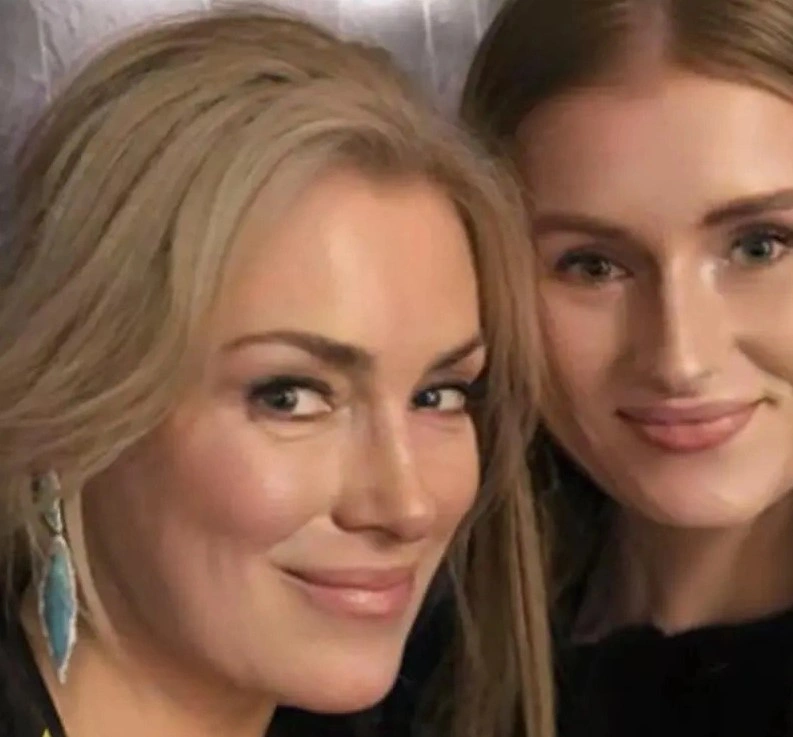 Анна Шукшина с мамой Марией Шукшиной