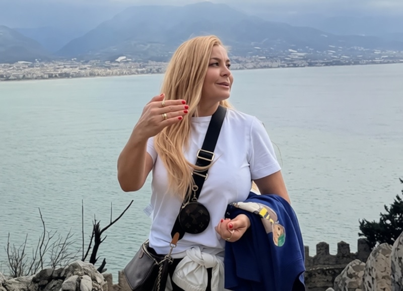 Ирина Пегова засветила обручальное кольцо от молодого жениха