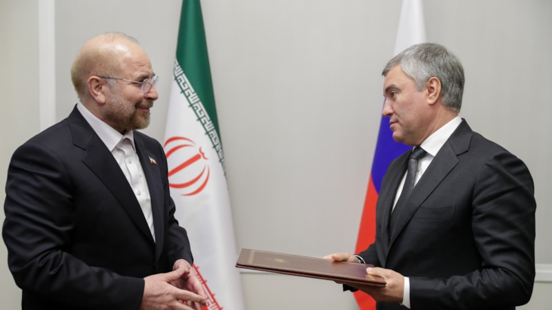 Мохаммад-Багер Галибаф в России с Вячеславом Володиным Мохаммад-Багер Галибаф в России с Вячеславом Володиным