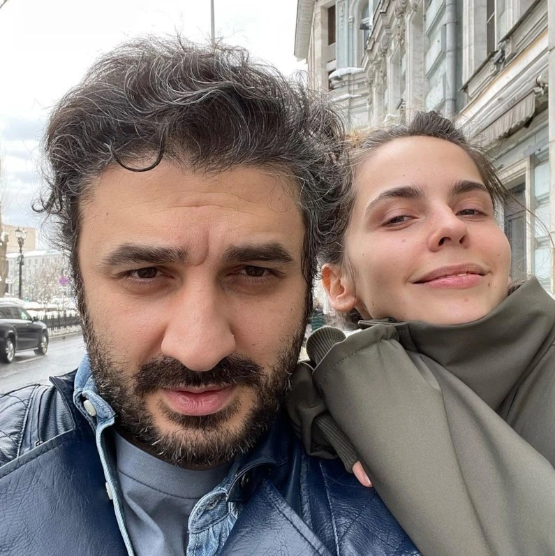 Сарик Андреасян и Елизавета Моряк Сарик Андреасян и Елизавета Моряк