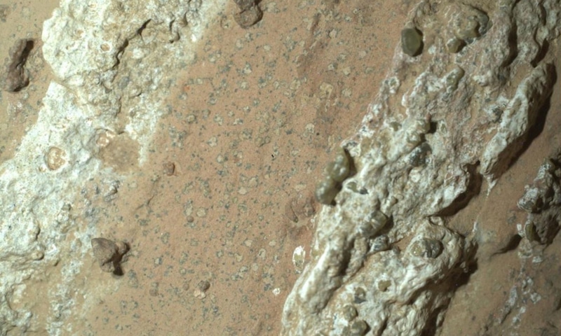 Загадочный сигнал: прошлое скрыто в камне