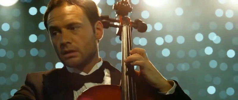 Виктор Васильев в фильме «С новым годом, мамы!»