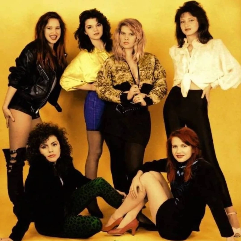 Светлана Кашина в группе «Комбинация» Светлана Кашина в группе «Комбинация»