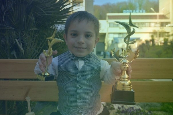 Данил Плужников в детстве Данил Плужников в детстве