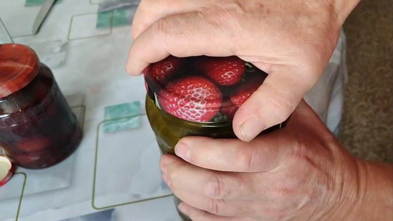 Маленькая хитрость кухни: слабое место герметичности Маленькая хитрость кухни: слабое место герметичности