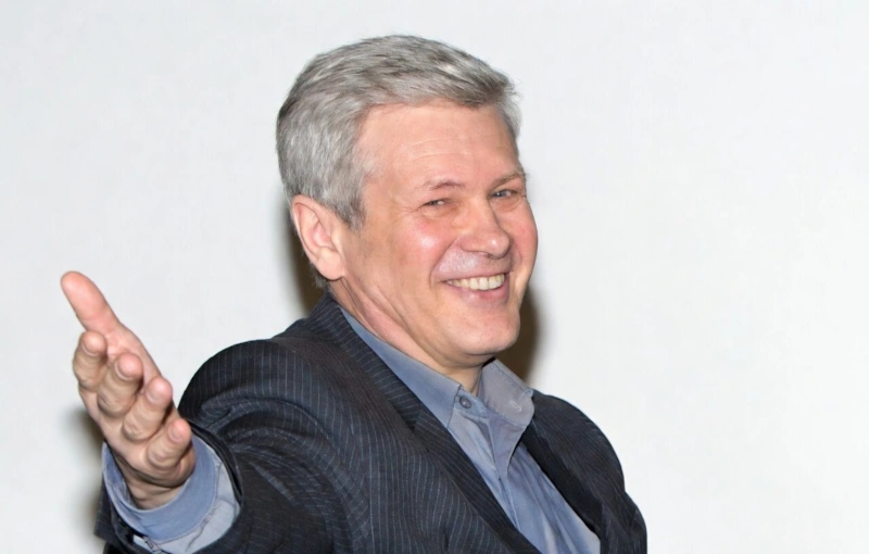 Умер Олег Шухер