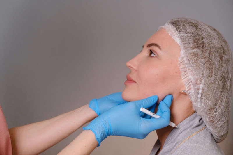 Зона шеи: скрытые признаки возраста